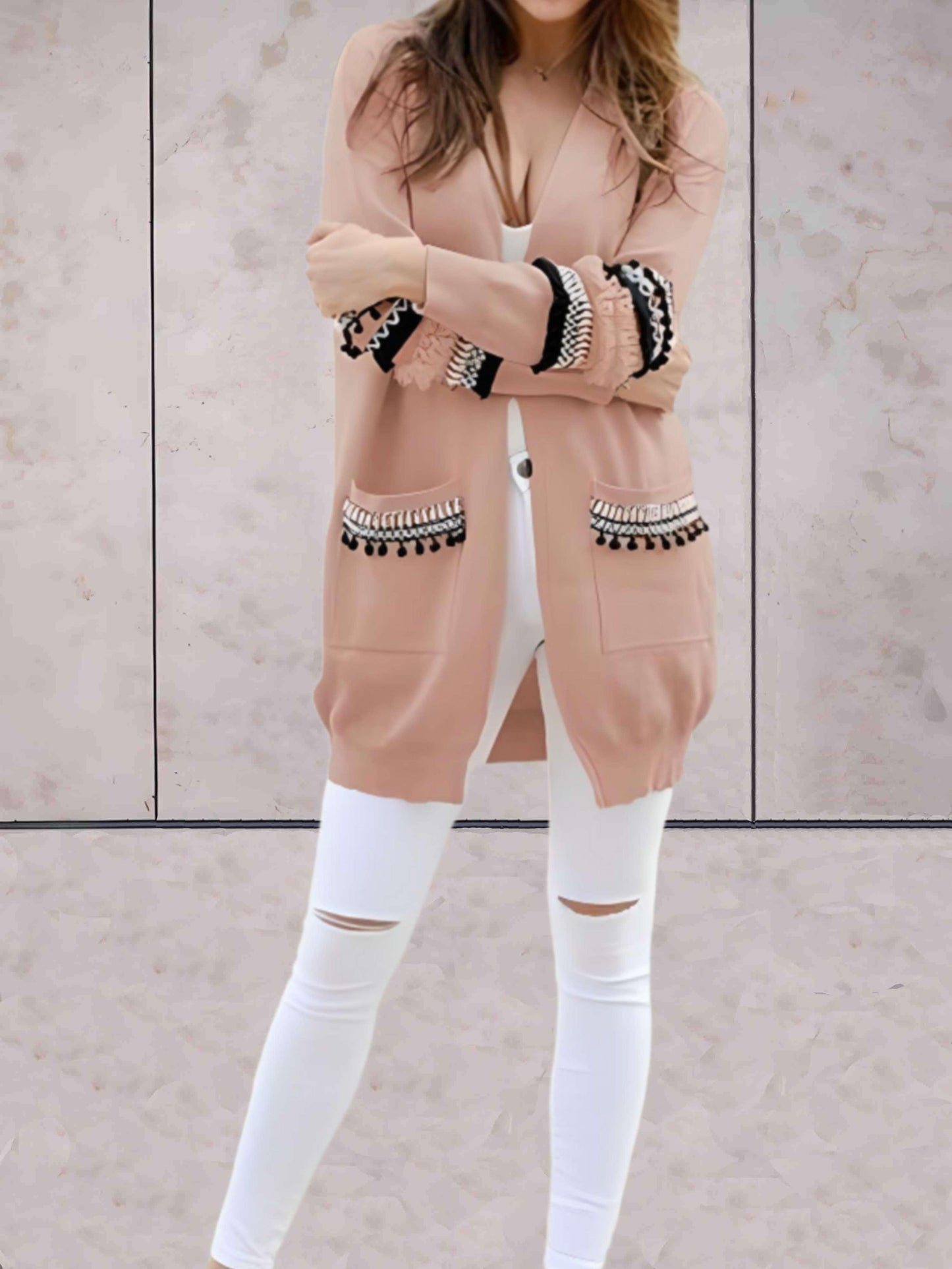 Hansel | Casual halflange gebreide trui met zakken en kwastje