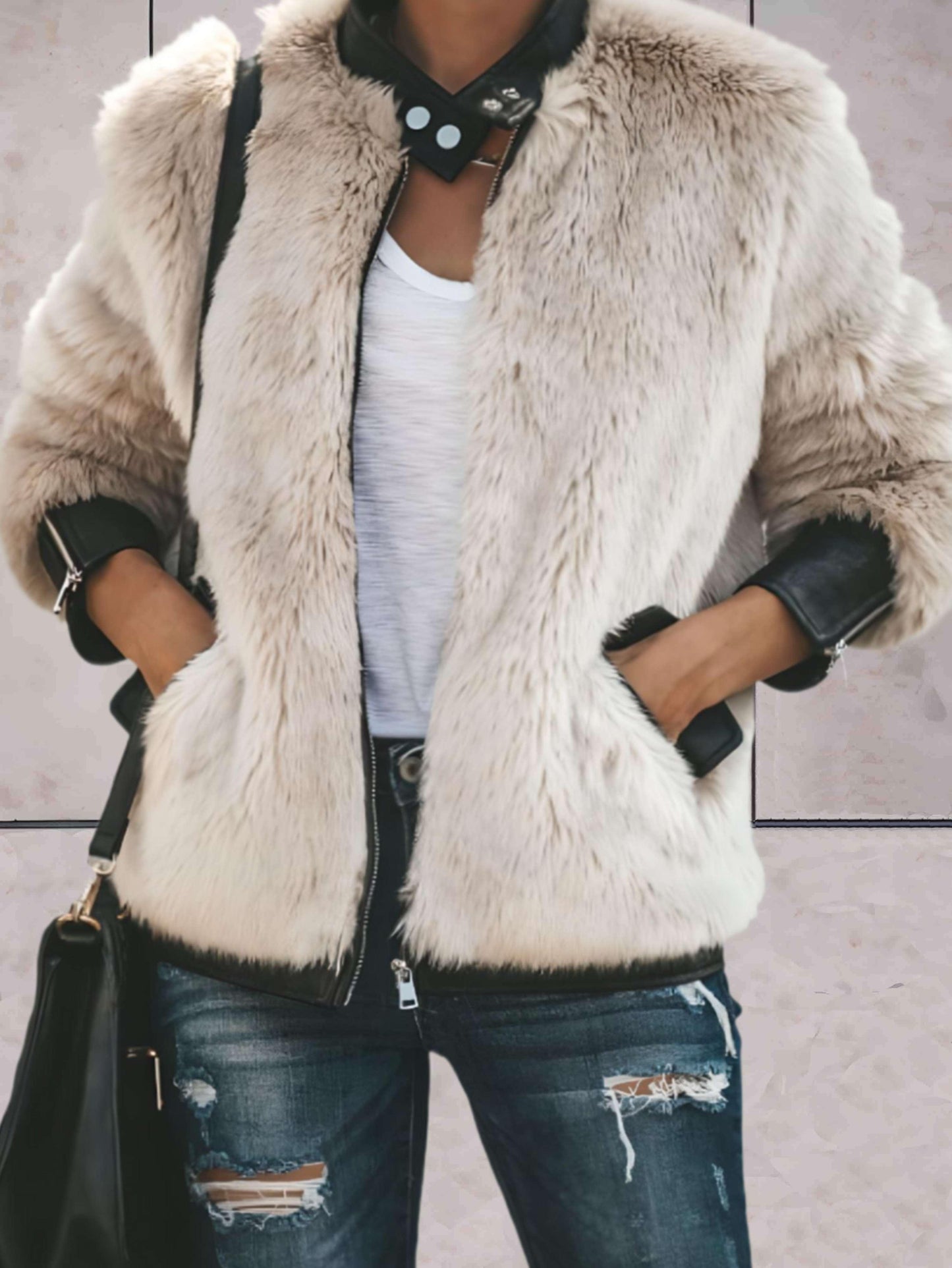 Maily | Effen 2-tone jas van imitatiebont met ronde hals en ritssluiting