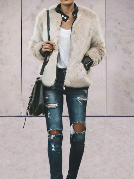 Maily | Effen 2-tone jas van imitatiebont met ronde hals en ritssluiting