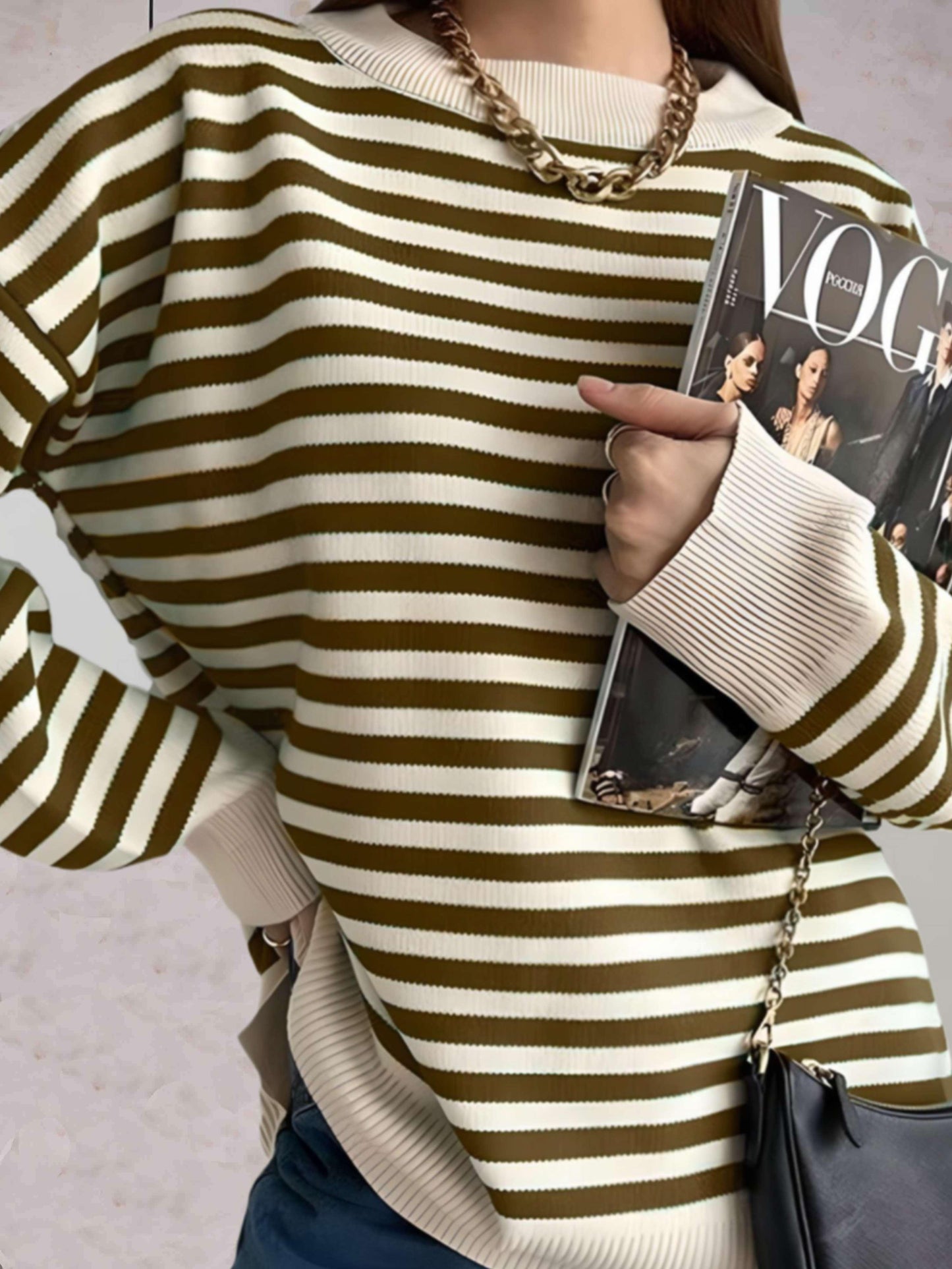 Miya | Oversized tweekleurige gestreepte trui met een ronde halslijn